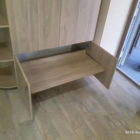 Изготовление мебели в прихожую под заказ Light Wood Алтормебель Николаев